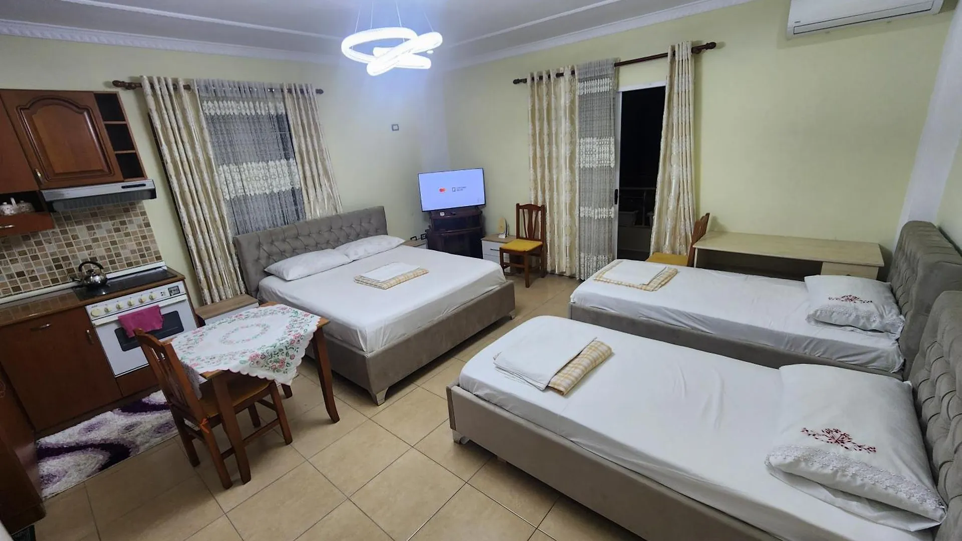 Apartment Nasi Apartament Tirana Albania