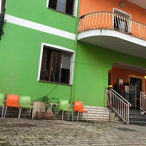 Хостел Green Hostel, Тирана
