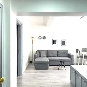 Appartamento Center 2br, Tirana